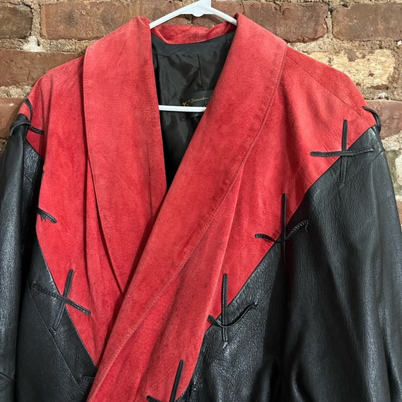 The most stunning black leather and red suede jacket! - Picture 2 of 3